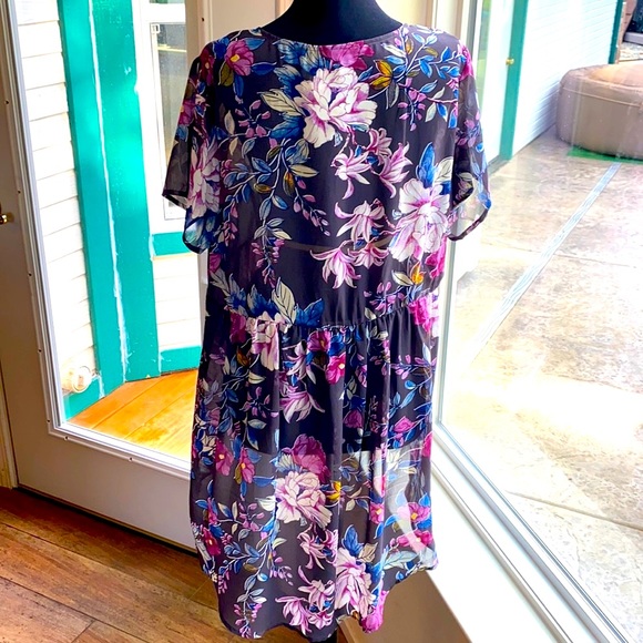 Torrid flowery chiffon Hilo babydoll blouse🌸 - Picture 7 of 9